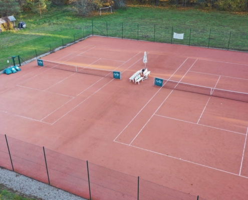 Kiliminės dangos teniso aikštelės statyba