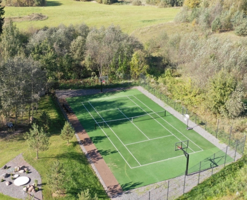 Dirbtinės žolės dangos įrengimas teniso aikštynui